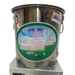 Mașină de tocat legume și fructe 5L, motor electric 220W, cuvă metalică, 4 cuțite, 4 discuri rezervă - imagine 6