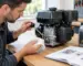 Verificarea nivelului de ulei pentru motoare 4T de grădină